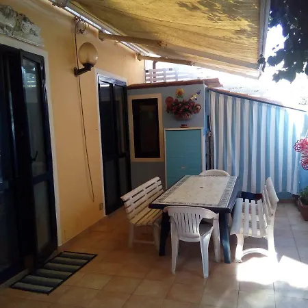 Holiday home La Casetta Al Mare Borromeo Viareggio