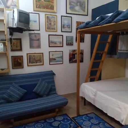 Holiday home La Casetta Al Mare Borromeo Viareggio